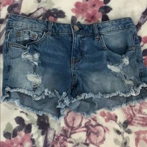 aeropostale shorts !!